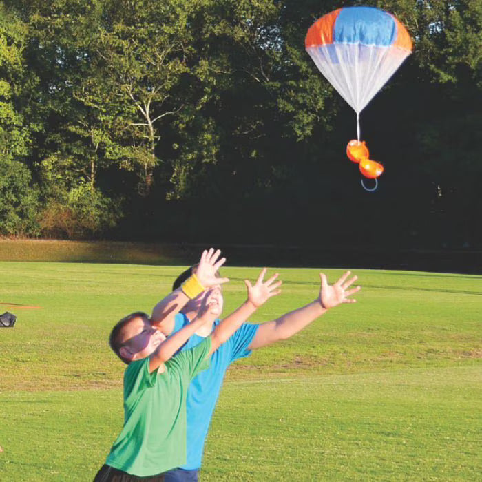 Djubi ParaShoot High-Flying Parachute Game