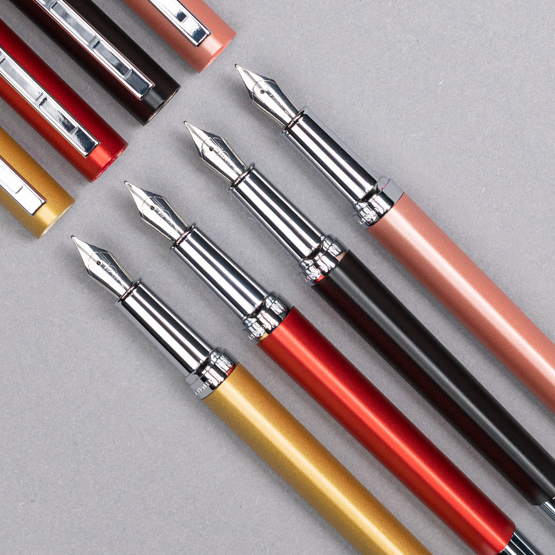 STAEDTLER® Triplus® Fountain Pen 474 Medium Nib Roaring Red