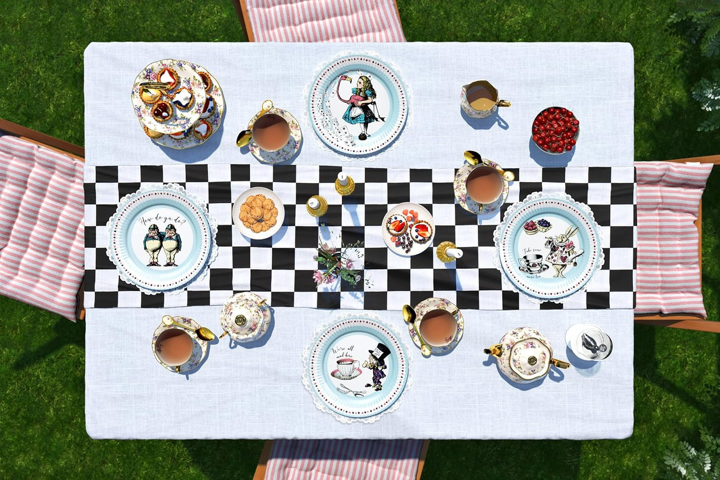 Talking Tables Alice in Wonderland Bright Blue Scalloped Paper Plates 23cm Pack of 12
