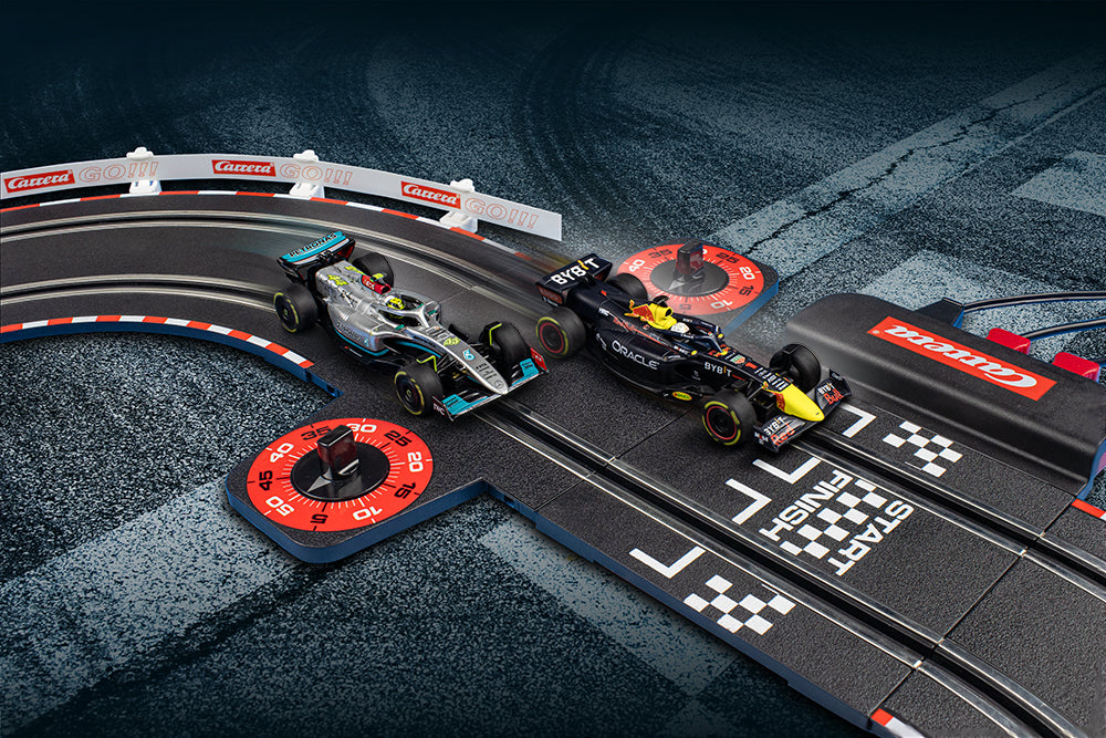 Carrera Digital Slot Car Racing System Go!!! F1 Track-6.3m Max Perform ...
