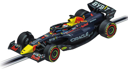 Carrera GO!!! 62572 Flying Lap Slot Car Set – 1:43 Scale Formula 1 Racing with Ferrari SF-23 & Red Bull RB19