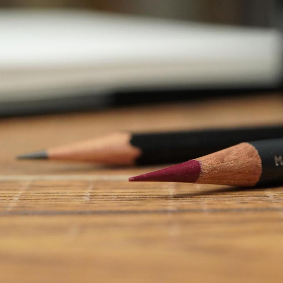Derwent Super Point Pencil Sharpener Rotary with Desk Clamp