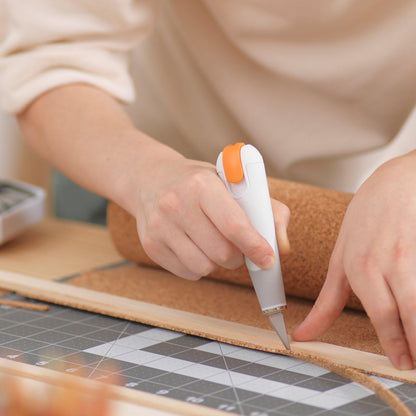Fiskars Heavy-Duty Easy Change Knife with #2 Blade