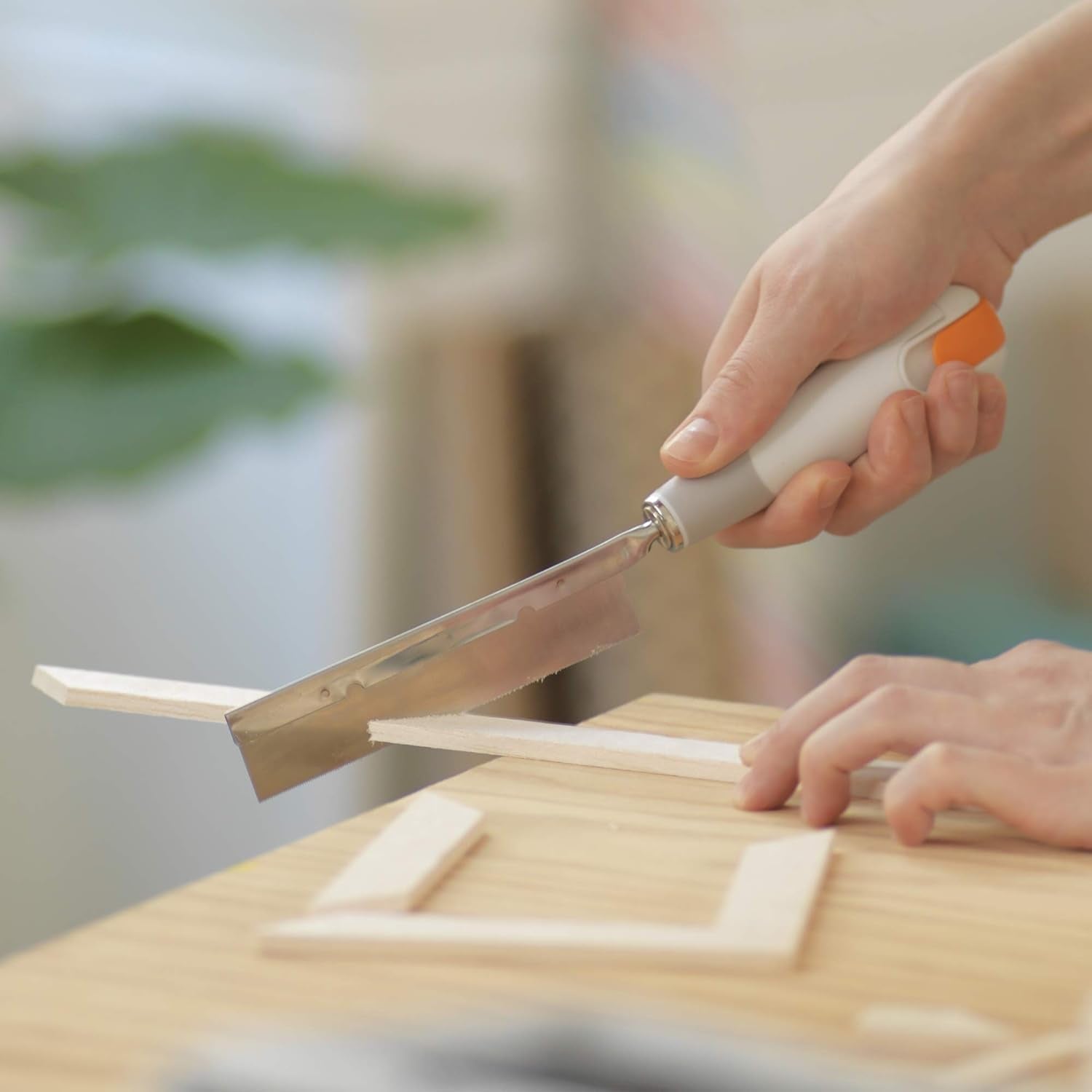 Fiskars Heavy-Duty Easy Change Knife with #2 Blade