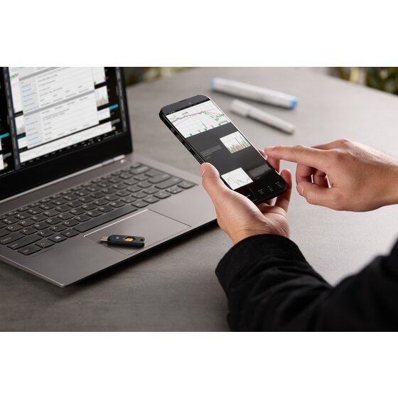 Kensington VeriMark USB-C NFC+ Security Key | FIDO2 USB-C & NFC Authentication