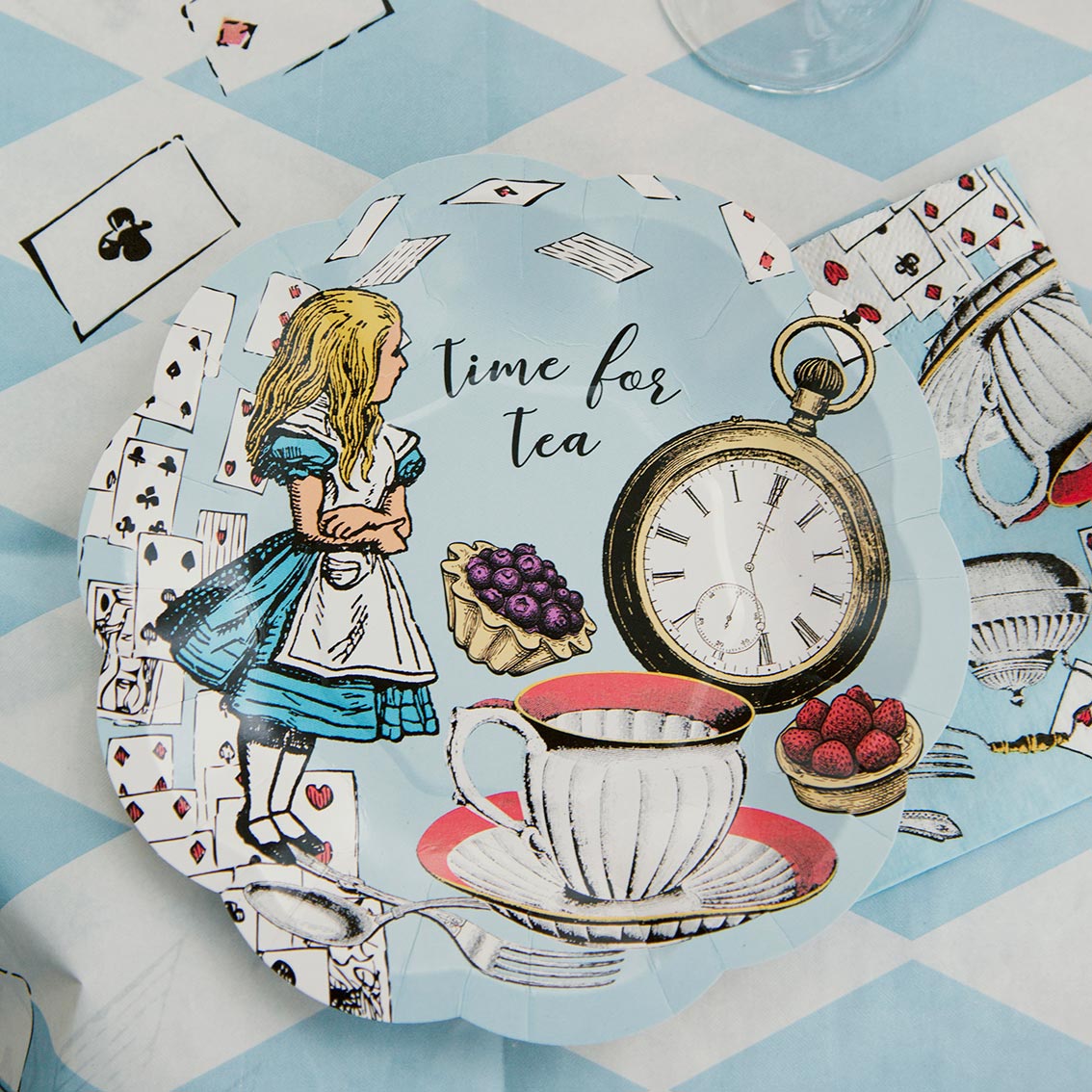 Talking Tables Truly Alice Scalloped Paper Plates 7 Inch Pack of 12