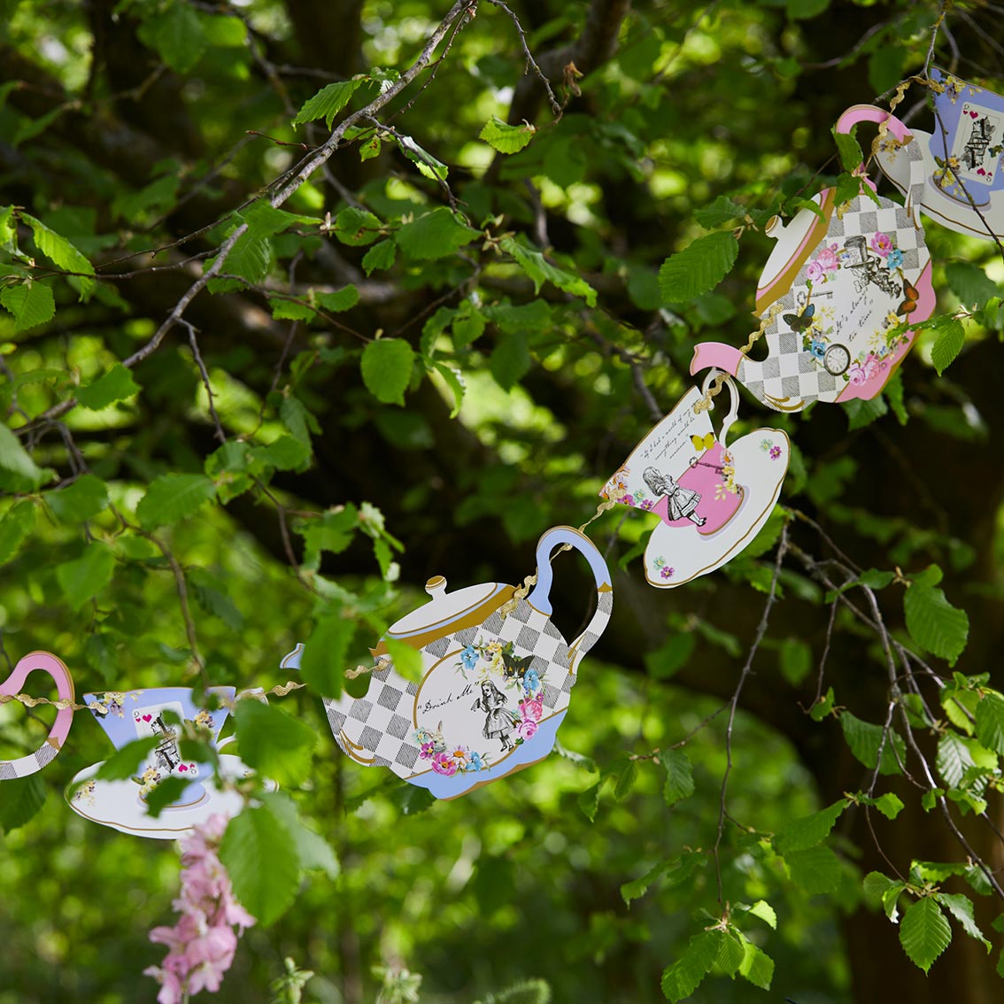 Talking Tables Truly Alice Teapot Bunting 4 Metres