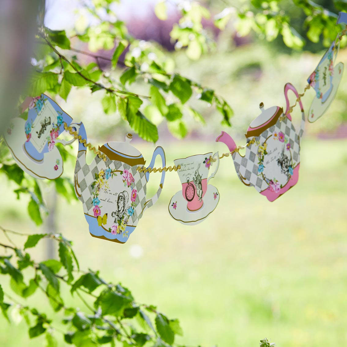 Talking Tables Truly Alice Teapot Bunting 4 Metres