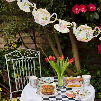 Talking Tables Truly Alice Teapot Bunting 4 Metres